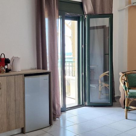 By Captains Studio Apartment Ierapetra  Bagian luar foto