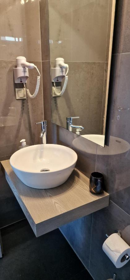 By Captains Studio Apartment Ierapetra  Bagian luar foto