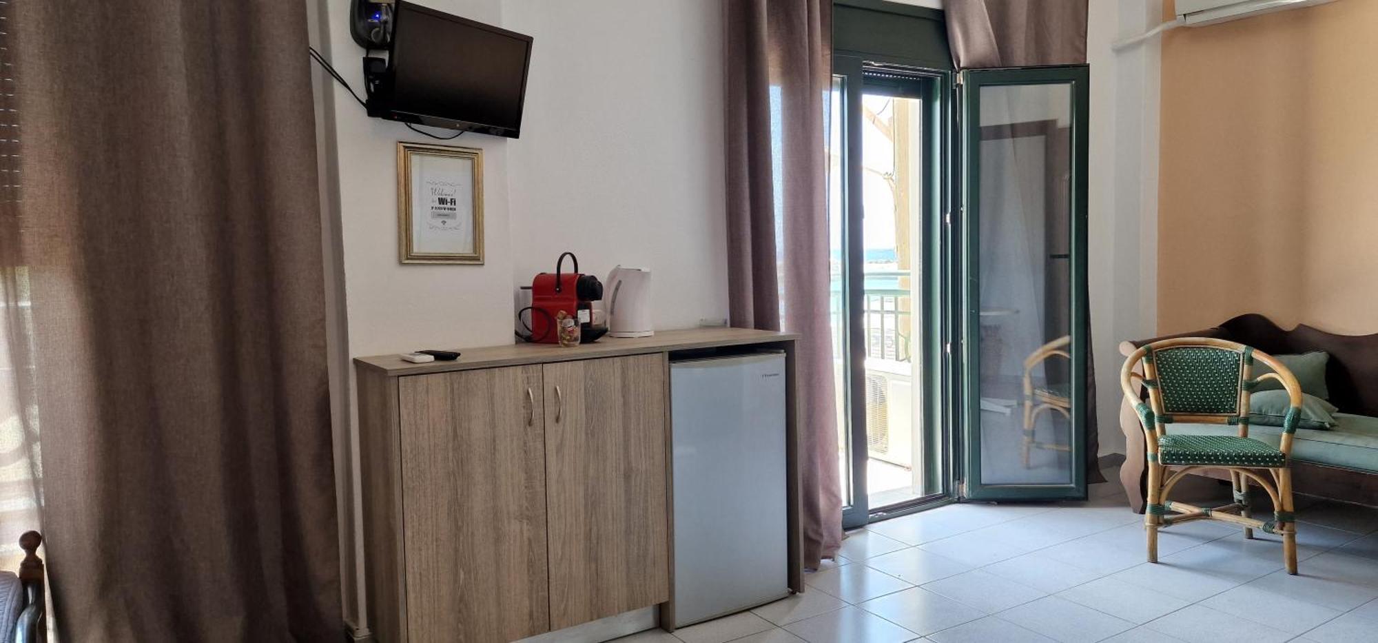 By Captains Studio Apartment Ierapetra  Ruang foto